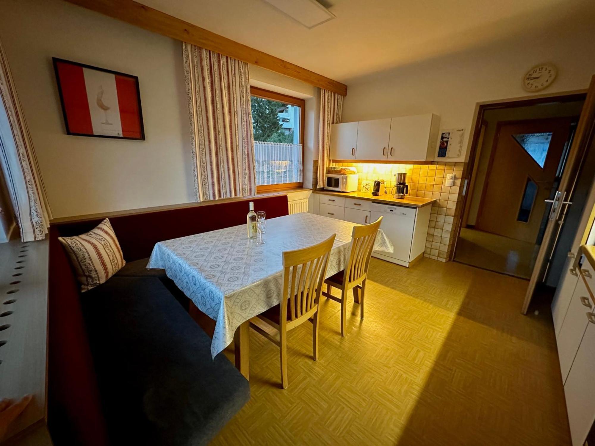 Haus Saxer Lägenhet Mieders Exteriör bild